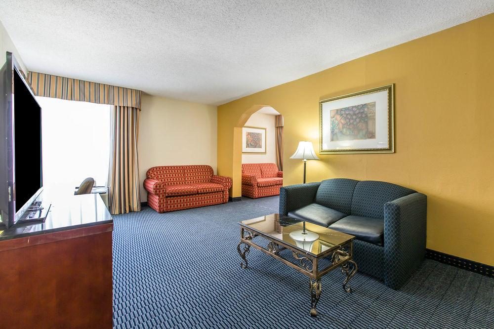 Days Inn By Wyndham Havelock Exteriér fotografie